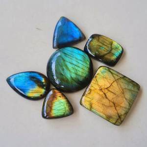 Cabochons de labradorite naturelle de haute qualité, taille ovale, formes variées, tailles mixtes, pierres précieuses pour la fabrication de bijoux - Product Image 2