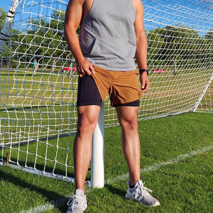 Pantalones Cortos Deportivos de Compresión Personalizados, Ecológicos, con Patrón Sólido, para Entrenamiento Atlético y Fitness, Hechos de Poliéster y Nailon - Product Image 2