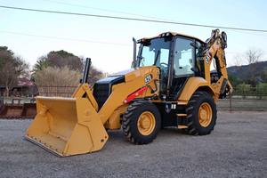 Vente d'usine pour CAT 420F 3-5 tonnes charge nominale chargeuse-pelleteuse chargeuse frontale bon état cylindre hydraulique - Product Image 5