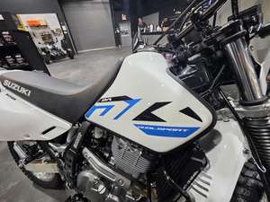 Ventes Authentiques 2026 Suzuki DR650S Dual-Sport Nouvelles Motocyclettes avec Garantie de 3 Ans Origine US Support Personnalisé - Product Image 3