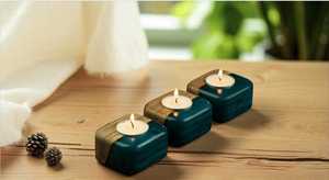 Candelabro Decorativo Hecho a Mano de Resina y Madera con Vela de Aromaterapia para Decoración del Hogar y Relajación en el Spa - Product Image 2