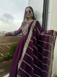 Colección Boutique, Kurti Largo de 3 Piezas para Niñas, Diseño Elegante, Listo para Usar, en Viscosa - Product Image 4