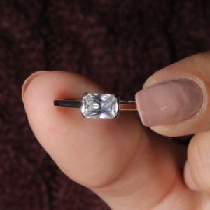 Omkar personalizar joyería 0.32ct radiante bisel ajuste circón anillos Unisex boda platino 925 Plata lujo - Product Image 6