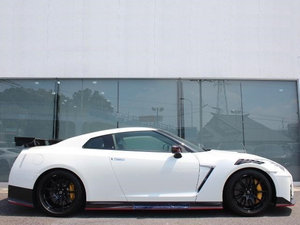 2020 Nissan GT-R Nismo R35 hatchback อัตโนมัติพร้อมเบาะหนังพวงมาลัยซ้าย18 - Product Image 5