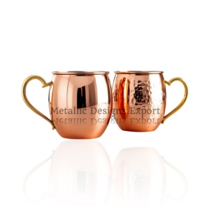 Elegante juego de tazas de acero inoxidable Moscow Mule, acabado suave, chapado en cobre con asas de latón martillado para beber - Product Image 5