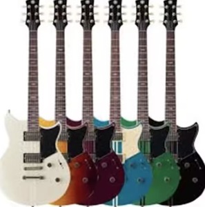 Guitarra Yamaha Revstar RSS20BL Negra de Primera Calidad, Selector de 5 Posiciones, Conectividad USB, Sonido Envolvente, Diseño Portátil, 3 Años de Garantía - Product Image 2