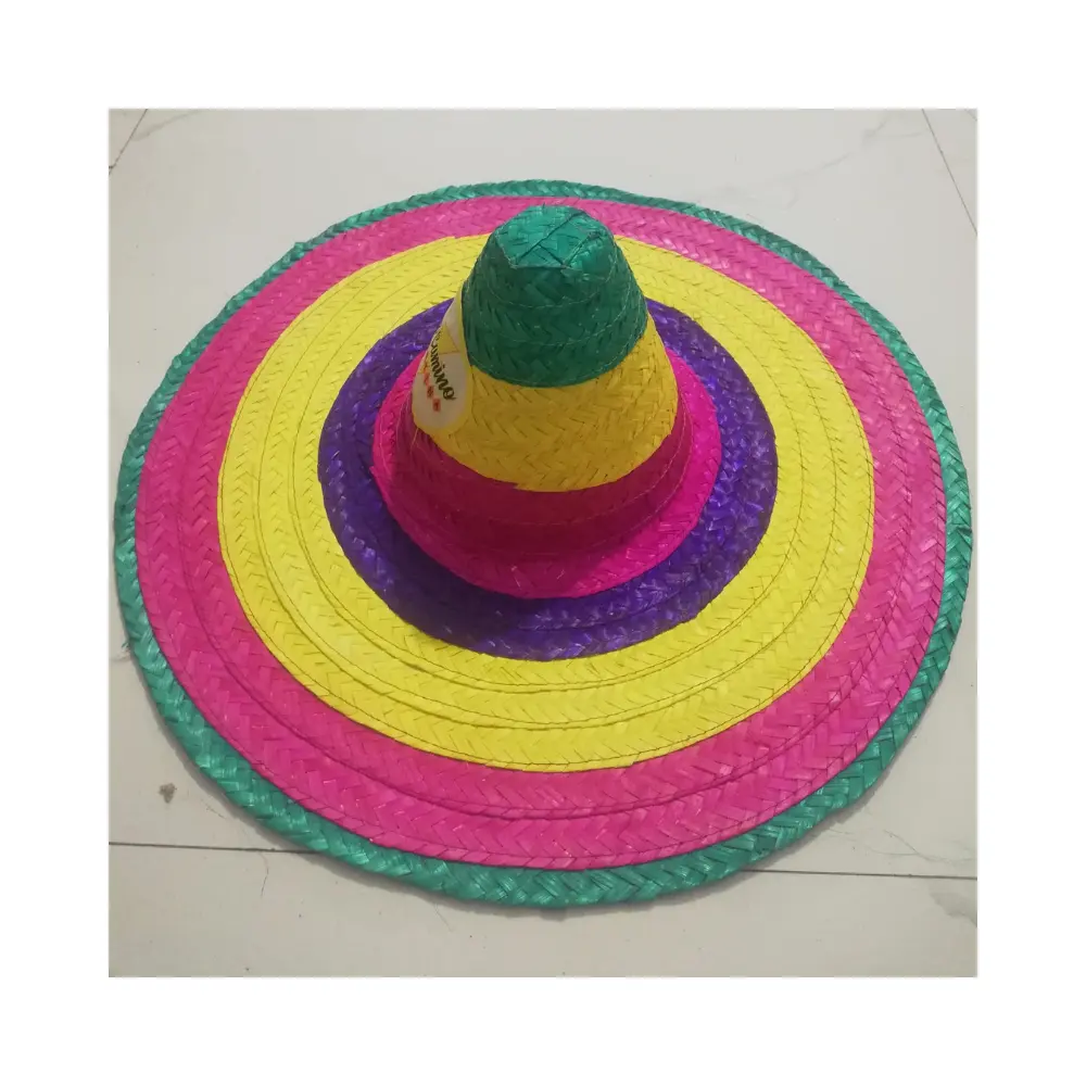 Zonnige Dagen Essentieel: Levendige Mexicaanse Sombrero-Hoed Voor Reizen En Voor Strand