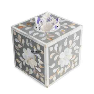 Caja de papel tisú con incrustaciones de hueso de diseñador - Product Image 4
