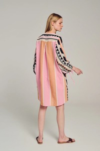 Nueva colección de verano, manga corta, cuello en V, viscosa, tejido en V, textura sólida y detalles para una mezcla perfecta de estilo y gracia - Product Image 3