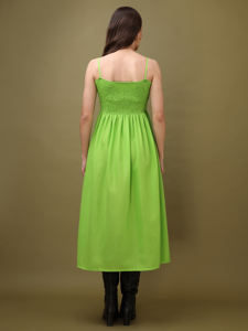 Robe sans manches en coton mélangé, coupe ajustée et évasée, noire, pour femmes - Product Image 6