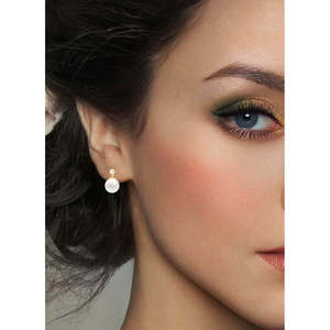 Pendientes de Perlas de Plata de Ley 92.5 Clara, Chapados en Oro, Regalo para Mujeres y Niñas - Product Image 5