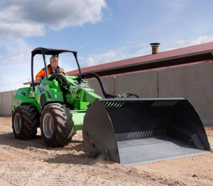 Chargeur compact puissant de qualité Avant 860i - Product Image 1