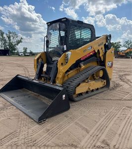 Chargeuse compacte sur chenilles CAT 255 originale et assez utilisée à vendre Chargeuse compacte à dérapage CAT articulée à vendre - Product Image 1