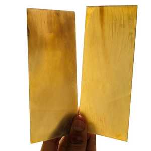 Placa de Cuerno de Búfalo Tallada a Mano Natural, Color Natural, Marcos Ópticos, Objeto de Colección Artístico, Cuchillo para Despellejar R.M. - Product Image 2