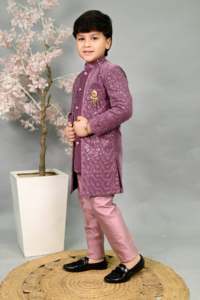 Sherwani Moderno Clásico para Niños, de Seda, Tradicional para Bodas y Fiestas, con Acabado Premium y Sin Arrugas - Product Image 6