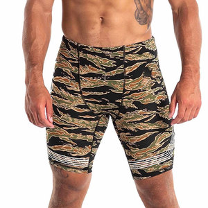 Shorts de compression pour hommes, coupe athlétique, matière respirante et extensible, shorts pour l'exercice et la course à pied - Product Image 1