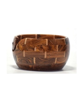 Bol de fil en bois fabriqué à la main pour tricoter et crochet accessoire bol pour porte-boules pour tricoter crochet crochet accessoires - Product Image 1