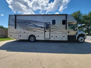 MEILLEURES VENTES aux ENTIÈRES aux enchères pour le camping-car moderne d'occasion 2024 N-e-x-u-s Rv G-h-o-s-t 33DS PRÊT À LA LIVRAISON - Product Image 3