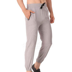 กางเกงวอร์มผู้ชายสไตล์ใหม่สำหรับใช้งานกลางแจ้ง คุณภาพดีที่สุด สีพื้น - Product Image 3