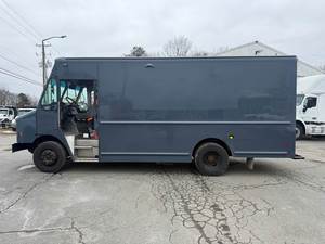 รถตู้บรรทุกขนาดเล็ก F O R D S Class 3 มือสอง สภาพดี พร้อมขาย จัดส่งทั่วโลก - Product Image 2