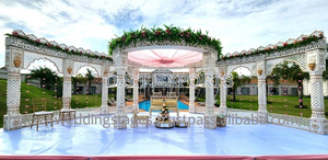 Mandap de Fibra Dorada para Bodas Hindúes, Nueva York, Última Tendencia, Pilares de Pasillo de Fibra Dorada Tallada, Decoración para Bodas en Nueva York - Product Image 3