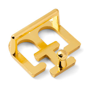 Logo personnalisé d'usine 2D 3D étiquettes nominatives en métal durables et élégantes pour vêtements sacs uniformes et accessoires conceptions personnalisées - Product Image 2