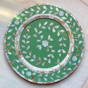 Bandeja de estilo árabe Premium con detalles de nácar, regalo elegante para Ramadán, Eid y decoración de lujo para el hogar - Product Image 4