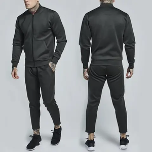 Vente en gros d'ensemble de sport en plein air pour hommes, vêtements de sport, fitness, survêtement, ensemble deux pièces pour hommes, sweats à capuche respirants, survêtements pour hommes - Product Image 4