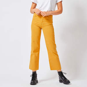 Jean personnalisé avec étiquette et bouton en cuir, pantalon décontracté en denim de coton pour femme, style OEM avec fermeture éclair à la taille en tissu technique et élasthanne - Product Image 1