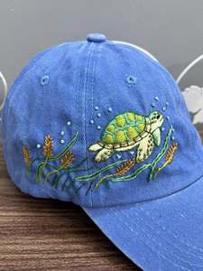 Gorra Personalizada de Alta Calidad con Bordado Frontal y Trasero, 100% Algodón, Fabricada en Vietnam (OEM) - Product Image 3