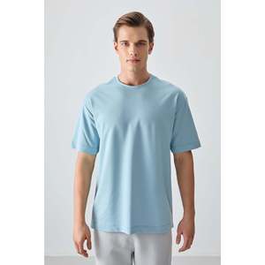 T-shirt basique pour homme Air Jones, bleu clair, coupe ample, en coton épais et doux - Modèle 88377 pour un usage décontracté - Product Image 3