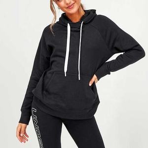 Ensemble de vêtements de détente pour femmes Sweat à capuche Short à jambes larges Solide Street Style Logo Décoration Strass Broderie Coupe ample - Product Image 3