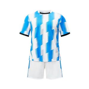 Top nouvel uniforme de football nom personnalisé maillot de l'équipe de football Mode de conception ensemble complet sublimation uniforme de football pour hommes fabriqué au Pakistan - Product Image 6