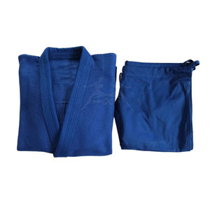 Uniforme de judo abordable pour la pratique avec tissu durable et Gi de judo pré-rétréci au toucher doux avec tissu en coton confortable - Product Image 3