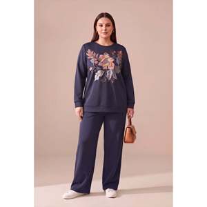Sweat-shirt en modal grande taille avec détails imprimés, bleu marine - Product Image 2