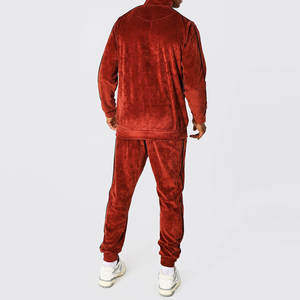 ชุดวอร์มผ้ากำมะหยี่สำหรับผู้ชายดีไซน์ระบายอากาศทันสมัยล่าสุดออกแบบโลโก้ได้ตามต้องการสำหรับใช้ในฤดูหนาว - Product Image 2