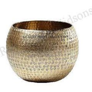 Gran maceta de metal de estilo industrial con acabado de acero cepillado para un arreglo de Planta elegante y contemporáneo - Product Image 6