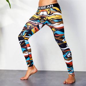 Imprimé par sublimation OEM personnalisé Pantalon legging de fitness taille haute anti-UV, Spandex/polyester pour hommes - Product Image 6