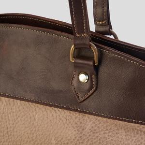 Sac à main en cuir véritable pour femme, style vintage, bicolore, sac à main à bandoulière, marron clair, grand, fermeture éclair, résistant à l'eau - Product Image 2