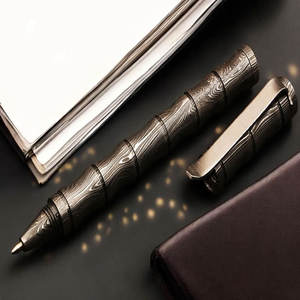 Stylo en acier damas fait main, corps en métal massif, motif unique à plusieurs couches, outil d'écriture de luxe EDC, cadeau d'entreprise haut de gamme - Product Image 1