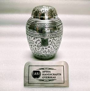 Urna Funeraria de Metal Estilo Europeo, Latón/Aluminio, Verde Antiguo, para Guardar Cenizas de Mascotas - Product Image 5