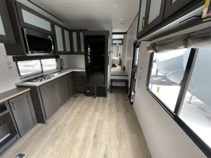 El Más Vendido - Nueva Forest River Nightfall 270NF 2026 Moderna, Lista para Envío a Domicilio - Product Image 2