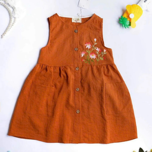 Vestido de lino suave bordado a mano para niñas, estilo informal para el primer cumpleaños de niños pequeños, OEM hecho en Vietnam - Product Image 1