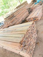 Bûches de bois d'eucalyptus de taille personnalisée de haute qualité du Vietnam et bois durable au prix de gros