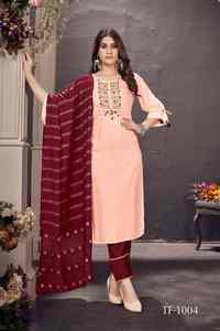 De Buena Calidad Nuevo 2023 Diseñador Party Wear Viscosa Seda Kurti Pant Con Dupatta con bordado y trabajo hecho a mano Exportador indio - Product Image 3