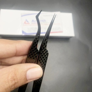 Venta al por mayor profesional sólido Acero inoxidable diamante corazón agarre pestañas extensión pinzas Plasma negro sostenible puntiagudo - Product Image 2