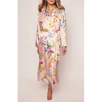 Nouvelle arrivée 100% soie Satin femmes Robe confortable ceinture broderie personnalisée vêtements de nuit doux à manches longues confortable respirant