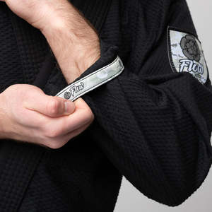 ชุดยิวยิตสูบราซิล Bjj Gi ยี่ห้อ Shoyoroll แบบ Pearl Weave ชุดยิวยิตสูคิโมโน Shoyoroll รุ่น Batch # ชุดยิวยิตสูคุณภาพสูง 136 ชุด ขายส่ง - Product Image 5