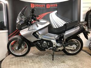 Vente en gros Aprilia CAPONORD 1000cc Sportbike Rare d'origine britannique BHP 98 ETB Faible kilométrage Meilleur prix vélo d'occasion - Product Image 6