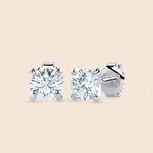 Boucles d'oreilles clous en or massif 14 carats avec diamants ronds de laboratoire 0,6 carat F+-VS pour usage quotidien, cadeau d'anniversaire - Product Image 2